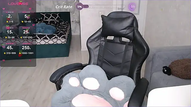 Snapshot of Amarieni chatting on October 17, 2025, 12:18 pm Amarieni online show from October 17, 2025, 12:18 pm