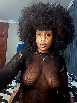 Snapshot of Queen-Chocolate chatting on March 8, 2026, 10:57 pm Queen-Chocolate online show from March 8, 2026, 10:57 pm