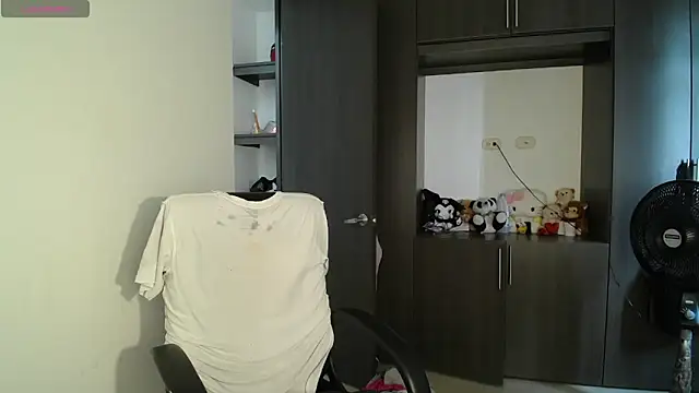 venelope1 online show from February 20, 2026, 2:41 pm