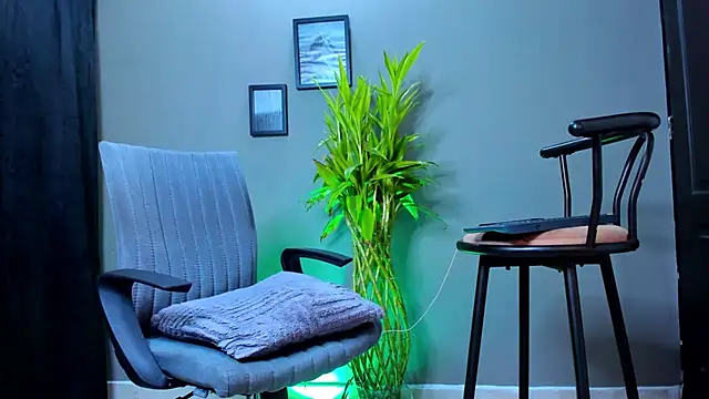 Damian 022 online show from October 9, 2025, 11:22 am