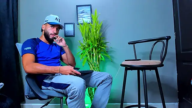 Damian 022 online show from October 22, 2025, 12:04 pm