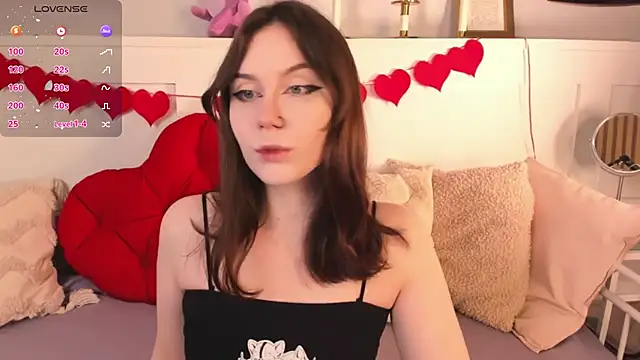 Snapshot of UnaMedison chatting on February 12, 2025, 1:16 pm UnaMedison online show from February 12, 2025, 1:16 pm