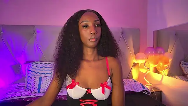 Snapshot of FiorelaLenin chatting on November 1, 2025, 2:44 pm FiorelaLenin online show from November 1, 2025, 2:44 pm