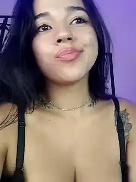 GabyWalter online show from March 9, 2025, 3:22 am