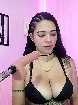 GabyWalter online show from January 6, 2025, 12:13 pm