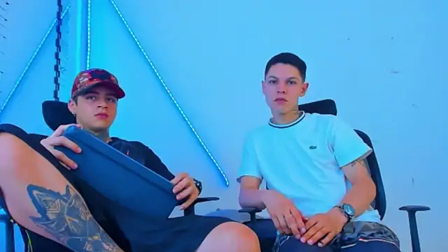 HOT boy2025 online show from October 16, 2025, 5:38 am