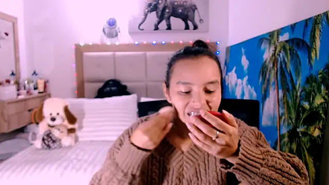 Snapshot of valentina_hearts chatting on July 25, 2026, 4:02 pm valentina hearts online show from July 25, 2026, 4:02 pm