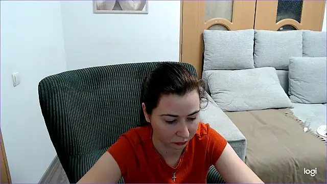 Snapshot of VioletaFlower7 chatting on March 14, 2026, 9:37 am VioletaFlower7 online show from March 14, 2026, 9:37 am