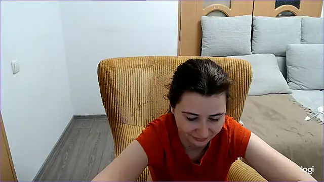 Snapshot of VioletaFlower7 chatting on March 18, 2026, 9:26 pm VioletaFlower7 online show from March 18, 2026, 9:26 pm