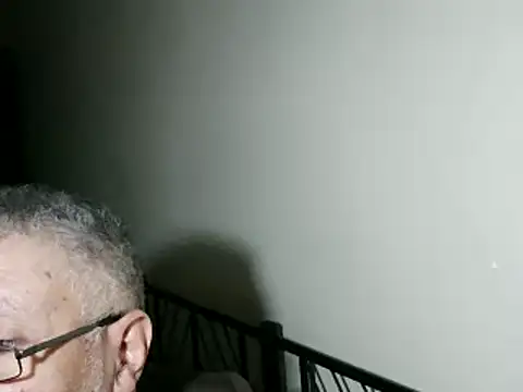 Snapshot of 100Tauros chatting on November 5, 2025, 10:46 pm 100Tauros online show from November 5, 2025, 10:46 pm