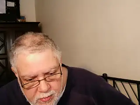 Snapshot of 100Tauros chatting on October 14, 2025, 10:38 am 100Tauros online show from October 14, 2025, 10:38 am