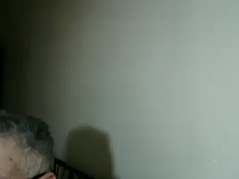 Snapshot of 100Tauros chatting on November 11, 2025, 3:40 pm 100Tauros online show from November 11, 2025, 3:40 pm