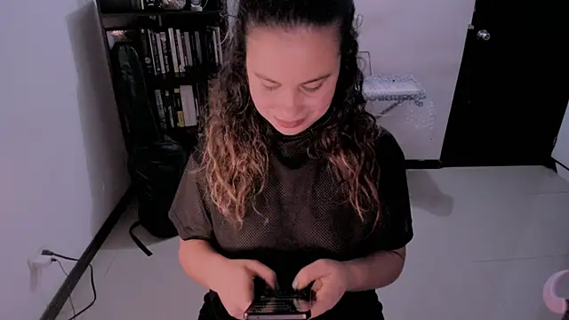 gigi stephans online show from August 2, 2026, 2:10 am