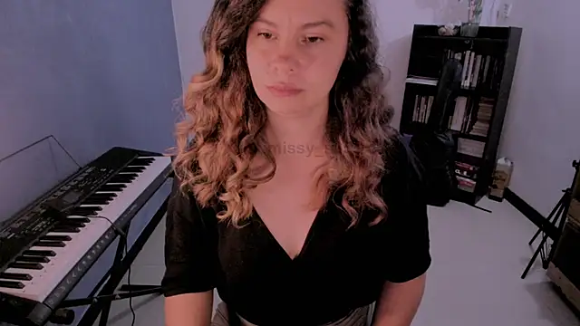 gigi stephans online show from July 25, 2026, 1:46 am