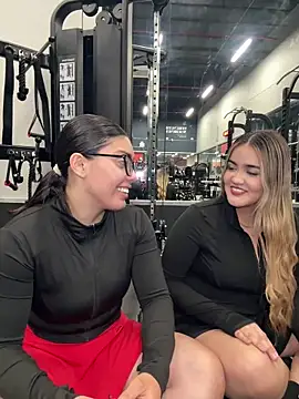 Snapshot of zui_lu chatting on March 8, 2025, 4:56 am zui lu online show from March 8, 2025, 4:56 am