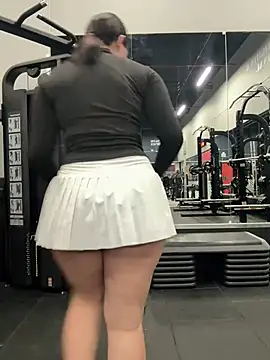 Snapshot of zui_lu chatting on February 25, 2025, 5:08 am zui lu online show from February 25, 2025, 5:08 am