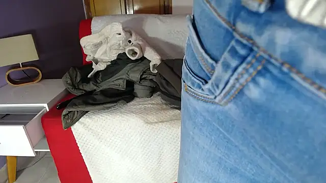 sophia ny online show from February 16, 2026, 12:37 pm