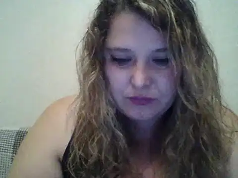 Snapshot of ParisMimi chatting on October 25, 2025, 9:15 pm ParisMimi online show from October 25, 2025, 9:15 pm