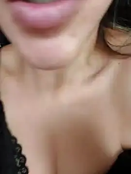 Snapshot of gaby_Souza chatting on December 17, 2024, 11:28 am gaby Souza online show from December 17, 2024, 11:28 am