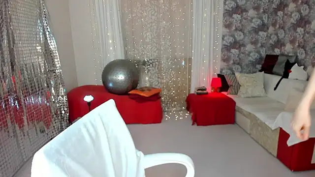 Snapshot of KarinaSweeety chatting on June 5, 2026, 9:15 am KarinaSweeety online show from June 5, 2026, 9:15 am