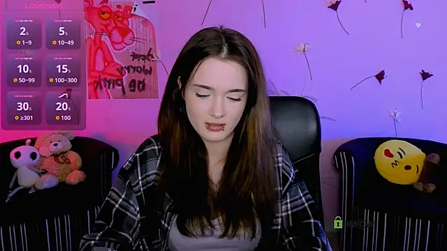 Snapshot of liana_kisses chatting on June 5, 2026, 6:57 pm liana kisses online show from June 5, 2026, 6:57 pm