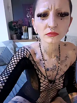 ValeryCrowley14 online show from March 19, 2026, 9:09 am