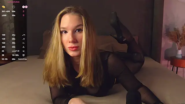 Snapshot of LeslieMines chatting on March 10, 2026, 6:28 am LeslieMines online show from March 10, 2026, 6:28 am