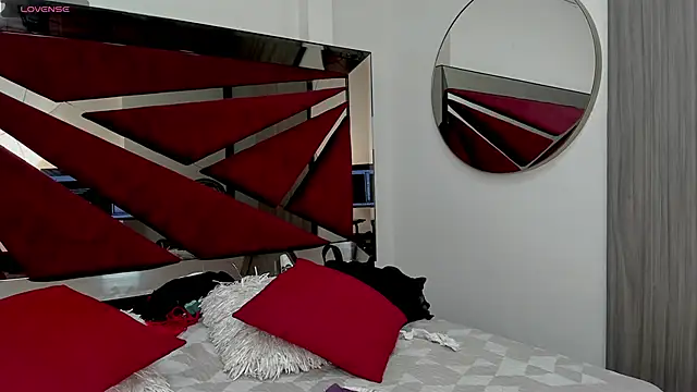 Snapshot of BarbaraKnox_ chatting on May 7, 2026, 11:35 am BarbaraKnox online show from May 7, 2026, 11:35 am