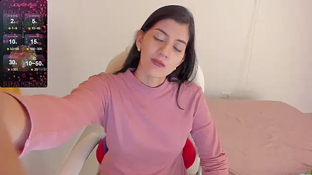 misstoya online show from February 26, 2025, 10:47 pm