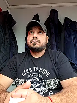 Futacisu online show from November 9, 2025, 7:45 am