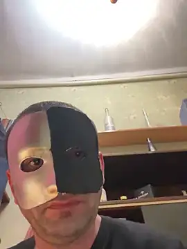 Snapshot of Ariel_Ari chatting on January 9, 2025, 1:18 am Ariel Ari online show from January 9, 2025, 1:18 am