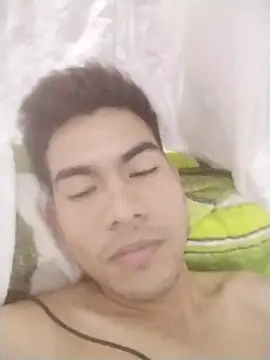 Snapshot of leyel00155 chatting on October 24, 2025, 4:33 am leyel00155 online show from October 24, 2025, 4:33 am