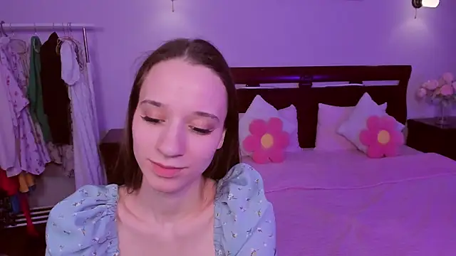 StaceySunny online show from February 11, 2026, 5:46 pm