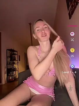 Snapshot of Micky_Muffin chatting on April 27, 2026, 6:39 pm Micky Muffin online show from April 27, 2026, 6:39 pm