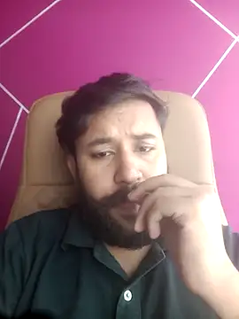Snapshot of zakly69 chatting on May 14, 2026, 8:22 am zakly69 online show from May 14, 2026, 8:22 am