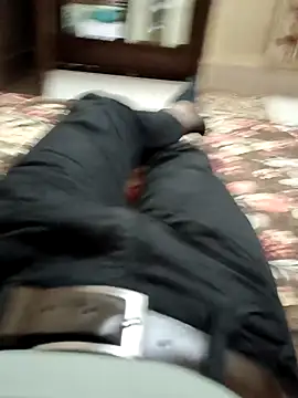 Snapshot of DudeBoyBad chatting on February 18, 2025, 1:33 pm DudeBoyBad online show from February 18, 2025, 1:33 pm