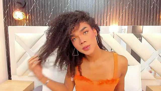 Snapshot of NaomiSteward chatting on January 12, 2025, 12:23 pm NaomiSteward online show from January 12, 2025, 12:23 pm