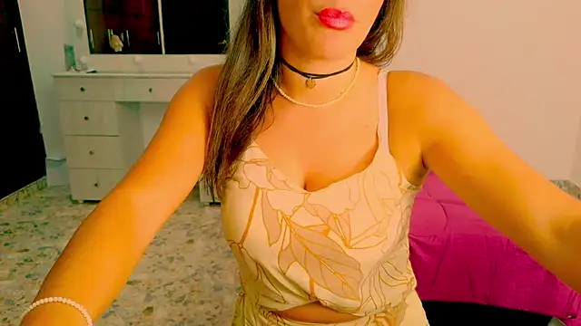 Snapshot of dalila_sexxx chatting on June 5, 2026, 3:44 am dalila sexxx online show from June 5, 2026, 3:44 am
