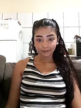 Snapshot of heleny901 chatting on January 3, 2025, 9:05 pm heleny901 online show from January 3, 2025, 9:05 pm