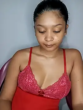 Snapshot of heleny901 chatting on November 13, 2025, 4:38 am heleny901 online show from November 13, 2025, 4:38 am