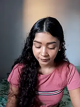 Snapshot of heleny901 chatting on October 24, 2025, 9:03 pm heleny901 online show from October 24, 2025, 9:03 pm