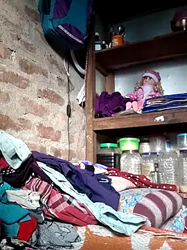 DARK WINE  online show from November 24, 2025, 10:37 am