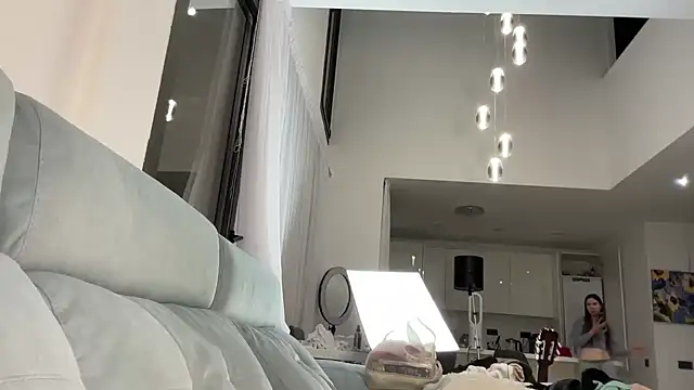 Snapshot of Mika_Miller chatting on October 30, 2025, 5:32 pm Mika Miller online show from October 30, 2025, 5:32 pm