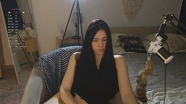 jennetdoll online show from March 16, 2026, 6:21 pm