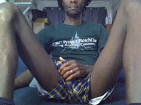 Snapshot of Delicious-D chatting on November 13, 2025, 4:27 am Delicious-D online show from November 13, 2025, 4:27 am