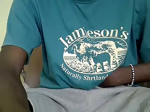 Delicious-D online show from July 7, 2026, 5:43 am