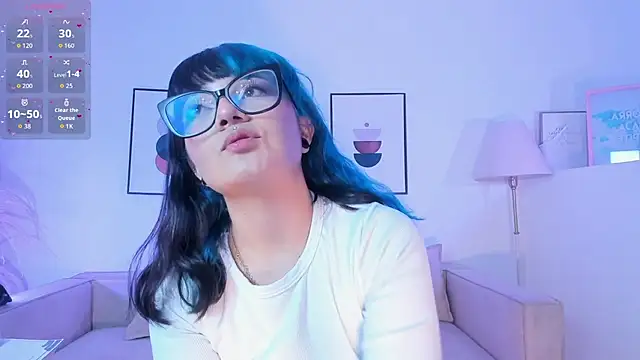 Snapshot of Sweet_Namii chatting on November 10, 2025, 7:30 pm Sweet Namii online show from November 10, 2025, 7:30 pm