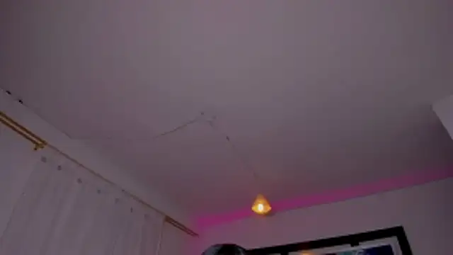 Snapshot of Scarlett_811 chatting on November 13, 2025, 7:51 pm Scarlett 811 online show from November 13, 2025, 7:51 pm