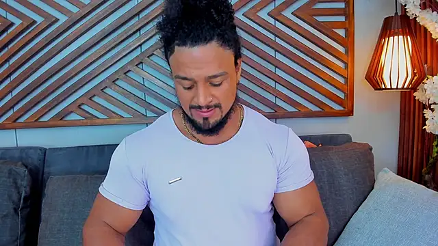 MikeEstevess online show from May 6, 2026, 4:16 am