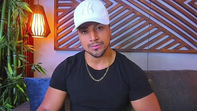 MikeEstevess online show from January 24, 2025, 3:43 am